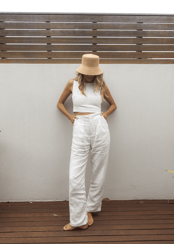Ballina Trouser made locally in Vancouver, Canada using 100% hemp. Matching set paired with our Eden Tank.
